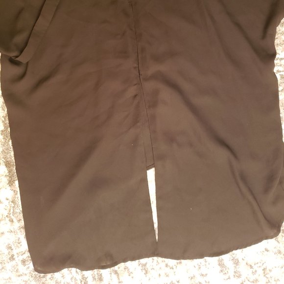 SOLD Suzy Shier | Black Shoulder Cut Blouse - Picture 6 of 10